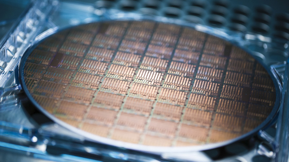 This image has an empty alt attribute; its file name is silicon_cea_morel.jpg
